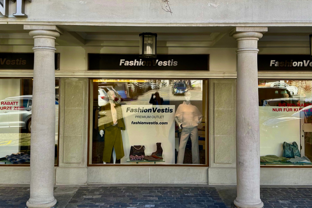 Fassade_Fidelio-Rabatt-Schwyz